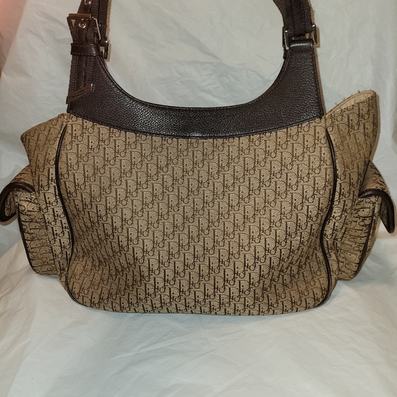 Dior Monogram Purse - Picture 3 of 6